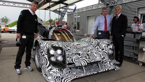 Porsche LMP1 klaar voor 24 uur van Le Mans in 2014.