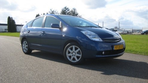 Al meer dan 10 jaar is de Toyota Prius een begrip als het om auto's gaat. Zeg dat je een 'Prius' rijdt en men weet dat dit een bijzonder staaltje hybridetechniek is. Nu de huidige belastingmaatregelen