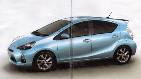 Aan de gewone Prius en de Prius MPV heeft Toyota nog niet genoeg. Uit een gelekte brochure wordt nog maar eens bevestigd dat er nog een kleinere Prius in de maak is. Voor Europa is hij niet bedoeld; w