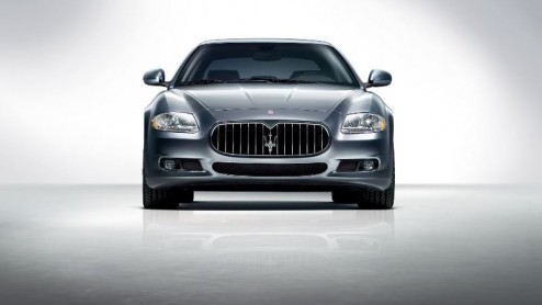 Na vijf jaar is het voor Maserati tijd om de Quattroporte op te frissen. Zoals de spionagebeelden al vermoedden, blijven de wijzigingen subtiel. Op technologisch vlak is de vierdeurs ook fijngeslepe