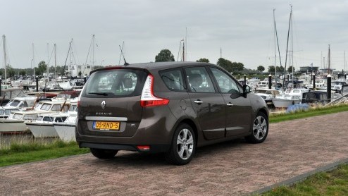 Renault heeft een nieuwe dieselmotor ontwikkeld. Slechts 1.6 liter groot, maar met een vermogen van 130 pk en 320 Nm de krachtigste in zijn klasse. Het blok heeft zowaar Formule 1-genen. We reden de n