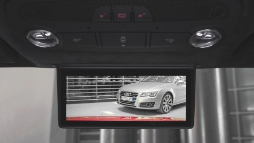 Een merk dat voorsprong tot techniek verkondigt innoveert natuurlijk op hoog niveau. Audi heeft nu aangekondigd de nieuwe R8 e-tron uit te rusten met een digitale achteruitkijkspiegel. Waarom?!