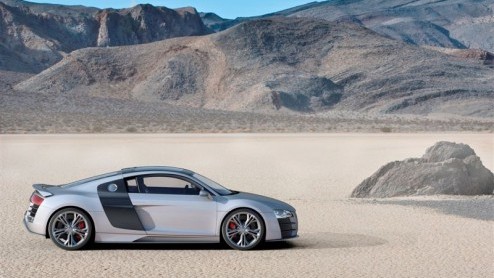 Wie een Audi TT diesel al vloeken in de kerk vindt, kan in Detroit waarschijnlijk nog eens op zijn achterste benen staan. Volgens Auto Motor und Sport komt Audi met een concept R8 langs die voorzien i