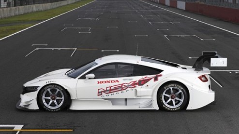Honda NSX Concept-GT aan de start van GT500.