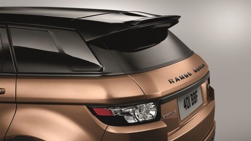 Land Rover heeft een reeks updates in petto voor de Range Rover Evoque. Zo debuteert een 9-traps automaat en komt de zogeheten Active Driveline beschikbaar, ofwel vierwielaandrijving on demand.