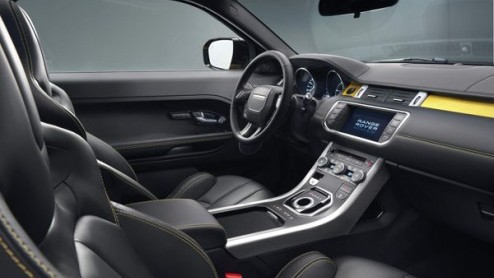 Een gele Range Rover Evoque? Waarom ook niet? Op het Autosalon van Brussel presenteert de fabrikant deze Evoque Sicilian Yellow Limited Edition. Een gelimiteerde editie waarvan er slechts 24 in ons la
