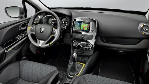 De nieuwe Renault Clio was zeker een van de belangrijkste nieuwtjes op de Mondial. Het is de eerste Renault die tot stand kwam onder supervisie van Renaults nieuwe designchef, de Nederlander Laurens