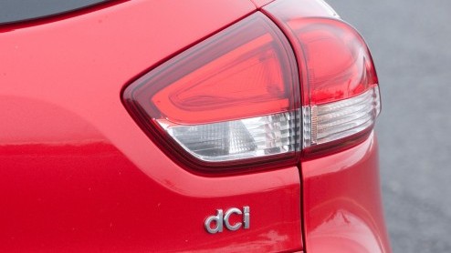 Autotest nieuwe Renault Clio Estate met dCi 90 dieselmotor. Niet de ruimste, wel de lekkerste.
