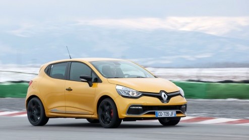 Eerste ronde met de nieuwe Renault Clio RS 1.6 turbo EDC. Wat een scheurneus, met 200 pk en felle looks.