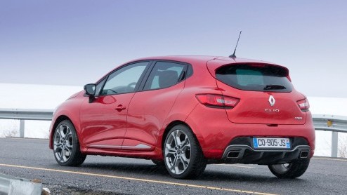 Eerste ronde met de nieuwe Renault Clio RS 1.6 turbo EDC. Wat een scheurneus, met 200 pk en felle looks.