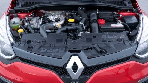 Eerste ronde met de nieuwe Renault Clio RS 1.6 turbo EDC. Wat een scheurneus, met 200 pk en felle looks.