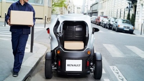De Twizy komt ook als Cargo te koop. De Twizy is daartoe enigszins aangepast om als bestelwagen dienst te kunnen doen.