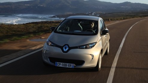 Autotest Renault ZOE, de vierde elektrische auto van Renault in de Z.E. familie. Compact en toch relatief ruim.