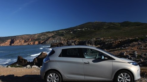 Autotest Renault ZOE, de vierde elektrische auto van Renault in de Z.E. familie. Compact en toch relatief ruim.