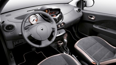 De vijver met belastingvrije autos is met de inmenging van Renault weer aardig uitgebreid. Naast de Clio dCi 85 is ook de Twingo groen genoeg voor het pretpakket fiscale voordelen. Renault biedt de