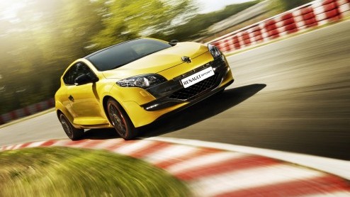 Renault wilde niet langer wachten en maakt de extra gepeperde Mgane RS wereldkundig. Het exclusieve topmodel krijgt de toevoeging Trophy, levert 265 pk en wordt in een oplage van 500 stuks gebouwd.