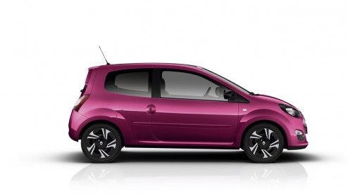 Renault stelt in Frankfurt de nieuwe Twingo voor. De guitige Fransoos vertegenwoordigt als eerste de nieuwe design-identiteit van Renault en komt begin 2012 op de markt.