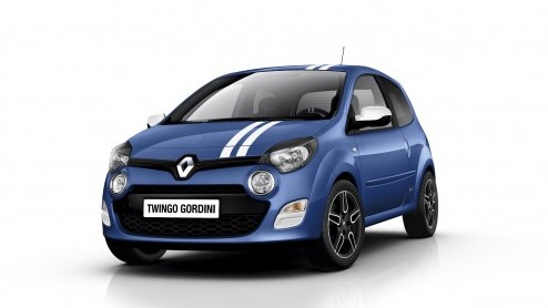 Met de introductie van de nieuwe Twingo is ook de Twingo RS meteen aan de beurt. Hij staat op de IAA in een strak, felgeel jasje de gespierde stadsrakker uit te hangen. Ook doet de Twingo Gordini in e
