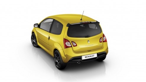 Met de introductie van de nieuwe Twingo is ook de Twingo RS meteen aan de beurt. Hij staat op de IAA in een strak, felgeel jasje de gespierde stadsrakker uit te hangen. Ook doet de Twingo Gordini in e