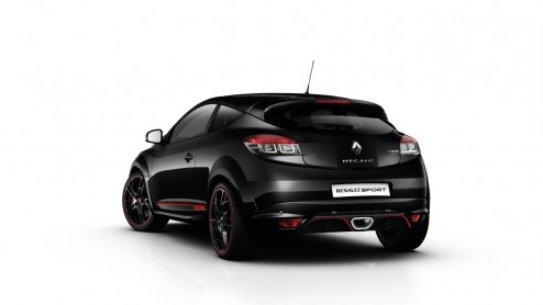 Goed nieuws voor scheurneuzen die hebben gewacht op de (licht) vernieuwde Renault Megane RS. De importeur heeft zojuist de prijs vastgesteld op 33.990 euro. Da's ietsje meer dan voorheen maar daar kri