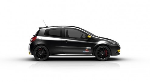 De meest extreme Clio RS van de huidige generatie, de Red Bull Racing RB7, wordt door de enige offici�le Renault Sport dealer van het land naar Nederland gehaald. Er zijn enkele exemplaren verkrijgbaa