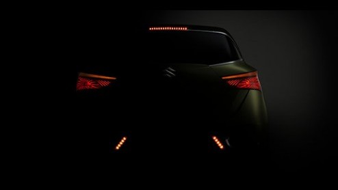 Suzuki maakt zich op voor een wereldprimeur, die zal worden getoond op de Autosalon van Parijs. De Japanners komen met de S-Cross en dit is de schets ervan. Update: en nu komt daar een teaserfoto bij.