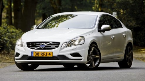 Je lijkt er momenteel niet meer bij te horen wanneer je als merk geen middenklasser met 20% bijtelling in de aanbieding hebt. Volvo kan met de nieuwe S60 DRIVe echter gerust ademhalen. Maar, kan de le