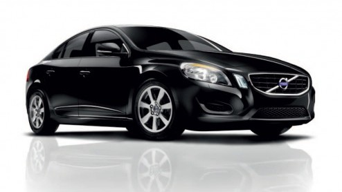 Volvo levert de S60 voortaan ook als Business en dat betekent dat de Zweed met vele extra's voor een bijtellingsvriendelijke prijs wordt aangeboden. De meerprijs bedraagt slechts 1000 euro ten opzicht