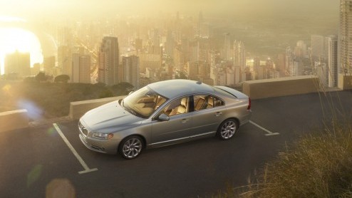 De eerder dit jaar gentroduceerde Volvo S80 D4 is er nu ook als Limited Edition. Daardoor is deze uitvoering  met 20% bijtelling  extra interessant voor de zakelijk rijder. Wie liever een benzinemo