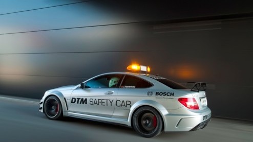 Komende zaterdag klinkt op Hockenheim het startschot voor het nieuwe DTM-seizoen. Bij een nieuw raceseizoen horen vaak nieuwe safety cars. Ditmaal is het onder andere de beurt aan de Mercedes-Benz C63