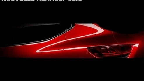 Het duurt nog tot oktober voordat Renault de nieuwe Clio onthult op de Autosalon van Parijs. Dat weerhoudt de Fransen heren er niet van om ons nu alvast te plagen met een klein stukje nieuwe Clio.