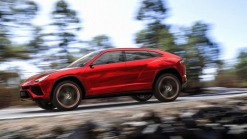 De monsterlijke Urus van Lamborghini krijgt een beul van een motor onder de kap. Er wordt zo'n 600 pk getrokken uit een V8 met twee turbo's. Dit heeft de research & development directeur van de Italia