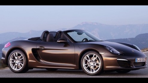 Treurig nieuws voor wie graag een nieuwe Porsche wil maar de Boxster de duur vindt. De Duitse sportwagenfabrikant heeft bekend gemaakt dat er voorlopig toch geen model onder de Boxster komt, dit om ge