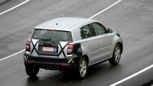 Het merk Scion is bij ons helemaal niet bekend, maar aan de andere kant van de grote plas weet men het merk wel te vinden. Eigenaar Toyota doet een gooi en heeft zn zinnen nu op Europa gezet. Dat lev