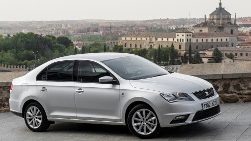 Als Skoda met een nieuwe model komt, laat een vergelijkbare Seat meestal niet lang op zich wachten  of omgekeerd. Maar wat zijn de verschillen tussen de Rapid en de Toledo? Robbert Keegel heeft ze nu