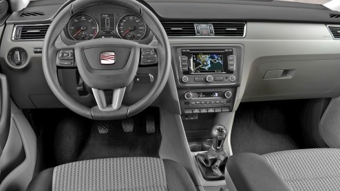 Als Skoda met een nieuwe model komt, laat een vergelijkbare Seat meestal niet lang op zich wachten  of omgekeerd. Maar wat zijn de verschillen tussen de Rapid en de Toledo? Robbert Keegel heeft ze nu
