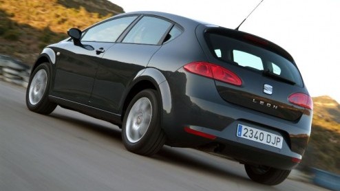 Seat blijft met nieuwe pakketten komen voor de Leon en Altea-modellen. Dit keer wordt de potentiele Seatrijder verleid met het Business Line High pakket. Met allerlei comfortabele extras en een af-fa