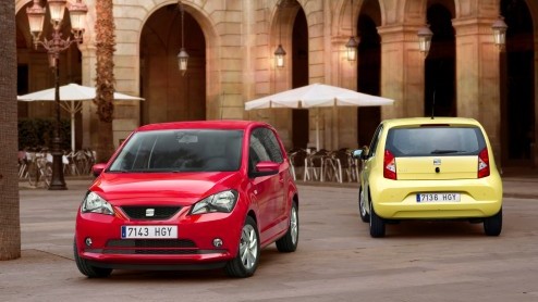 Wat is de toegevoegde waarde van de Seat Mii ten opzichte van bijvoorbeeld de Volkswagen Up? De prijs en garantietermijn. De nieuwe stadsauto is er vanaf 7695 euro. Met vier jaar garantie.