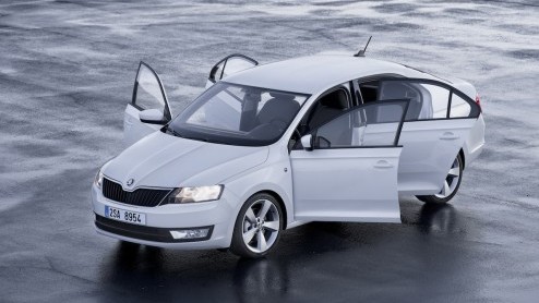 Skoda heeft het prototype Mission L dat vorig jaar op de autotentoonstelling van Frankfort werd getoond nu in zijn definitieve vorm aan de pers getoond en er de van oudsher bij het Tsjechische docht