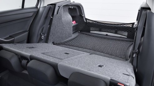 Skoda heeft het prototype Mission L dat vorig jaar op de autotentoonstelling van Frankfort werd getoond nu in zijn definitieve vorm aan de pers getoond en er de van oudsher bij het Tsjechische docht