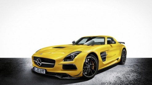 Het doek is er af; de Mercedes SLS AMG Black Series is geen geheim meer. De ultieme uitvoering heeft een bodykit en is natuurlijk niet te missen in knallend geel.