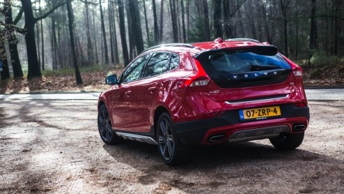 Autotest Volvo V40 Cross Country T5 AWD Summum