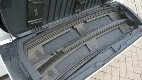 De nieuwe smart fortwo is sinds vorig jaar op de markt. Na een groeispurt van 20 centimeter heeft smart nu een volwassen stadsauto in de aanbieding. Dit voorjaar breidde het merk onder het motto een