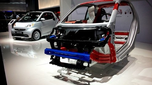 Een bezoek aan Detroit en de North American International Auto Show is een hele belevenis. Dankzij een aantal spannende primeurs van onder meer Lexus, Mercedes-Benz, BMW en Infiniti viel er voor ons E