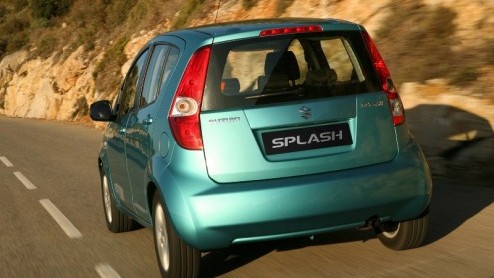Voor wie met Pasen in is voor een nieuwe compacte auto aan te schaffen, raadt Suzuki iedereen aan eens langs te komen. Tijdens het paasweekend maakt de hagelnieuwe Splash zijn debuut bij de Nederlands