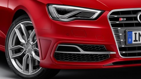 Audi S3 Sportback is nu te bestellen vanaf 49.900 euro. In ruil voor dat geld krijg je 300 pk verpakt in een sportief jasje. Met vierwielaandrijving.