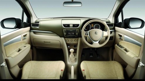 Bij Suzuki hebben ze al jaren geen compacte MPV meer in het gamma zitten. Wie op zoek is naar ruimte komt al snel uit bij een stoere SX4 of Grand Vitara. In India heeft het Japanse merk een Swift-acht