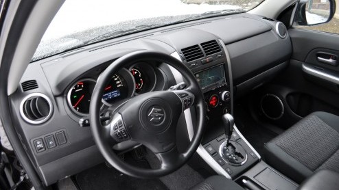 Autotest met vernieuwde Suzuki Grand Vitara 2.4 automaat.