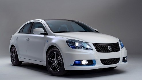 Suzuki heeft zich uitgeleefd op de Kizashi en is tot een bijzondere versie gekomen; de EcoCharge Concept met hybridetechniek. Deze efficinte versie is voorgesteld op de New York Auto Show.