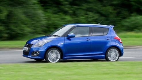Tot voor kort was de Sport-uitmonstering van de Suzuki Swift voorbehouden aan de 3-deurs carrosserie. Daar komt verandering in. Suzuki brengt namelijk ook de Swift 5-deurs in een Sport-uitvoering.